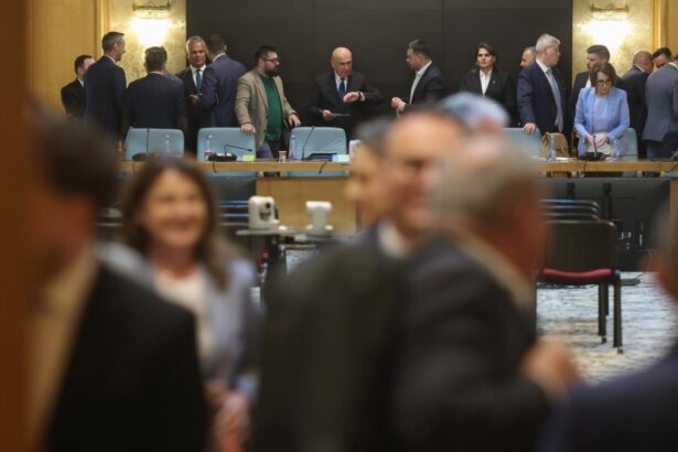 PSD face apel catre liderii PNL care doresc o coalitie post Bolojan sa aiba curajul sa se
