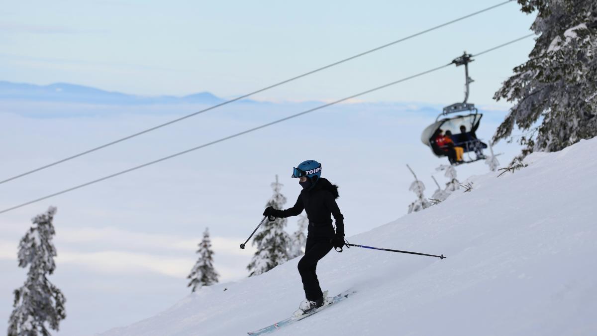 Partiile de la Transalpina Voineasa se redeschid Schiurile vor putea fi folosite pana dupa Paste