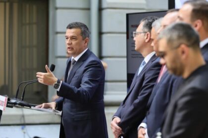 Politico Acordul PSD AUR pune la incercare credibilitatea socialistilor europeni Prez ul este