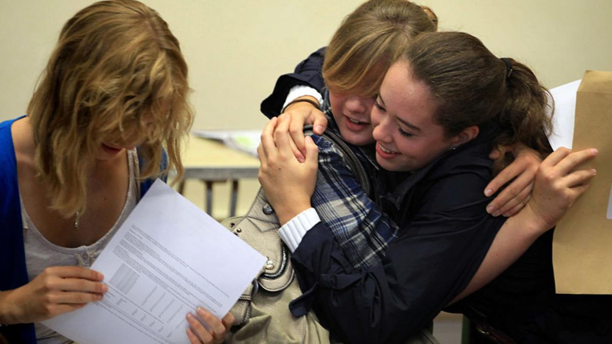 Rezultatele simularii Bacalaureat 2026 Notele au fost publicate Care sunt procentele de promovare pentru fiecare