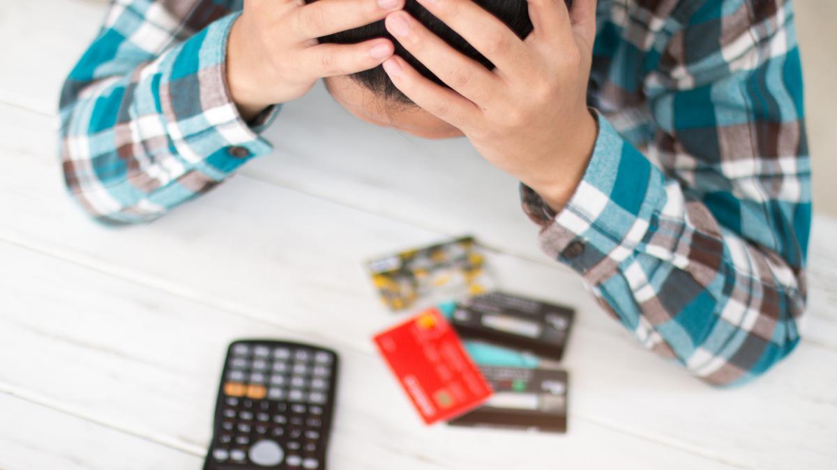 Romanii cu datorii mai mari de 1200 de lei catre primarii vor fi inclusi pe lista rusinii