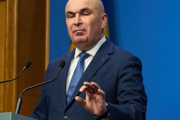 SP a pastrat ratingul de credit al Romaniei la BBB minus cu perspectiva negativa