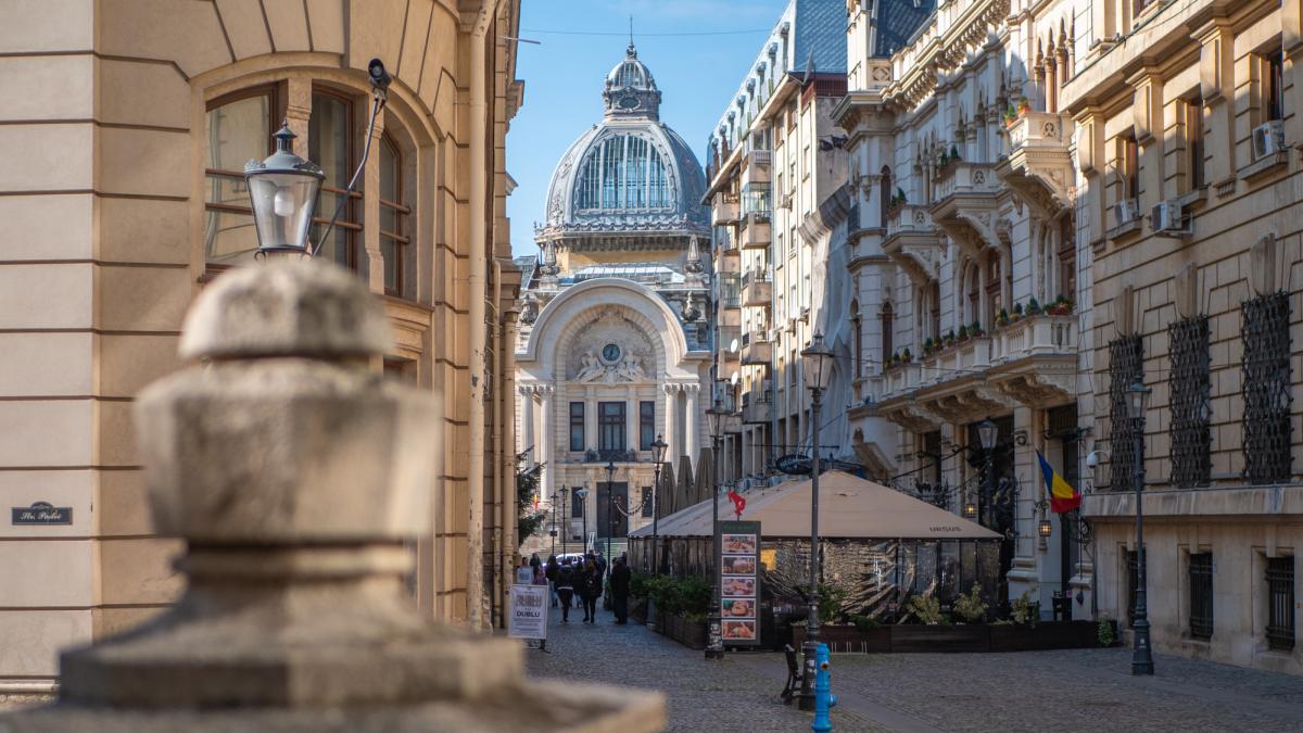 Terasele din Centrul Vechi al Bucurestiului vor trebui sa respecte un nou regulament Ciucu a