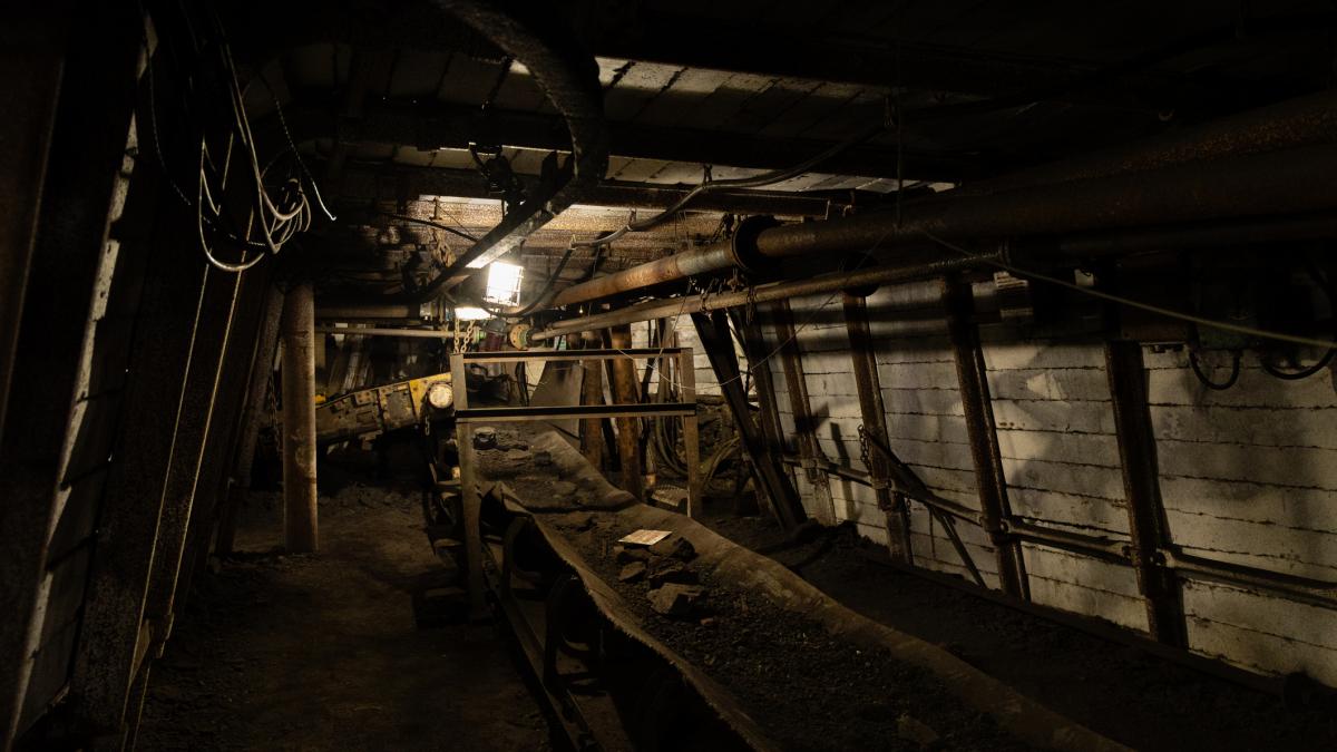 Tragedie in Hunedoara Un miner de 51 de ani a murit in subteran dupa ce i s a facut rau