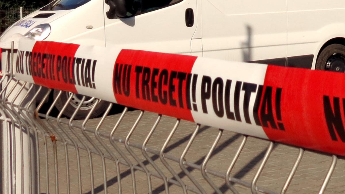 Un copil de 12 ani abuzat in familie si preluat de DGASPC s a sinucis in Pitesti S a aruncat de la