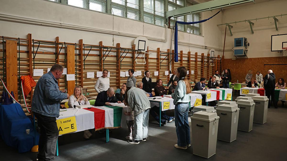 Un politician roman dezvaluie ce a observat la alegerile din Ungaria Am ramas dinozaurii care