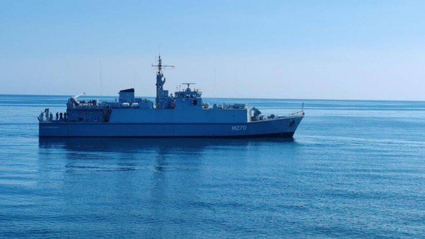 Vanatorul de mine M270 a finalizat misiunea in Marea Neagra MApN Romania angajament pentru