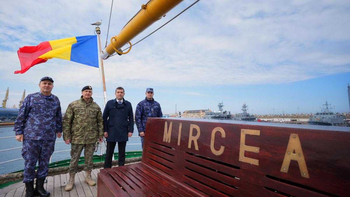Velierul Mircea a plecat din Constanta pentru marsul international de instruire Va ajunge la New