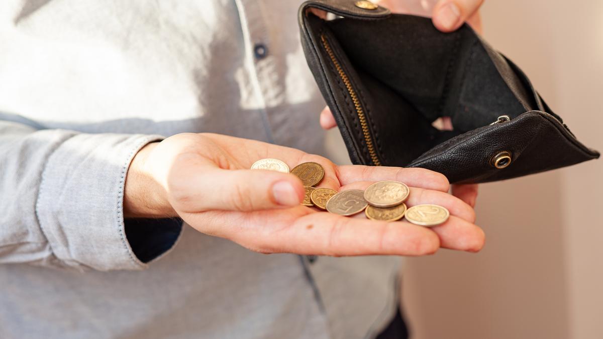 Veniturile romanilor au crescut spre sfarsitul anului 2025 insa cheltuielile au depasit 85