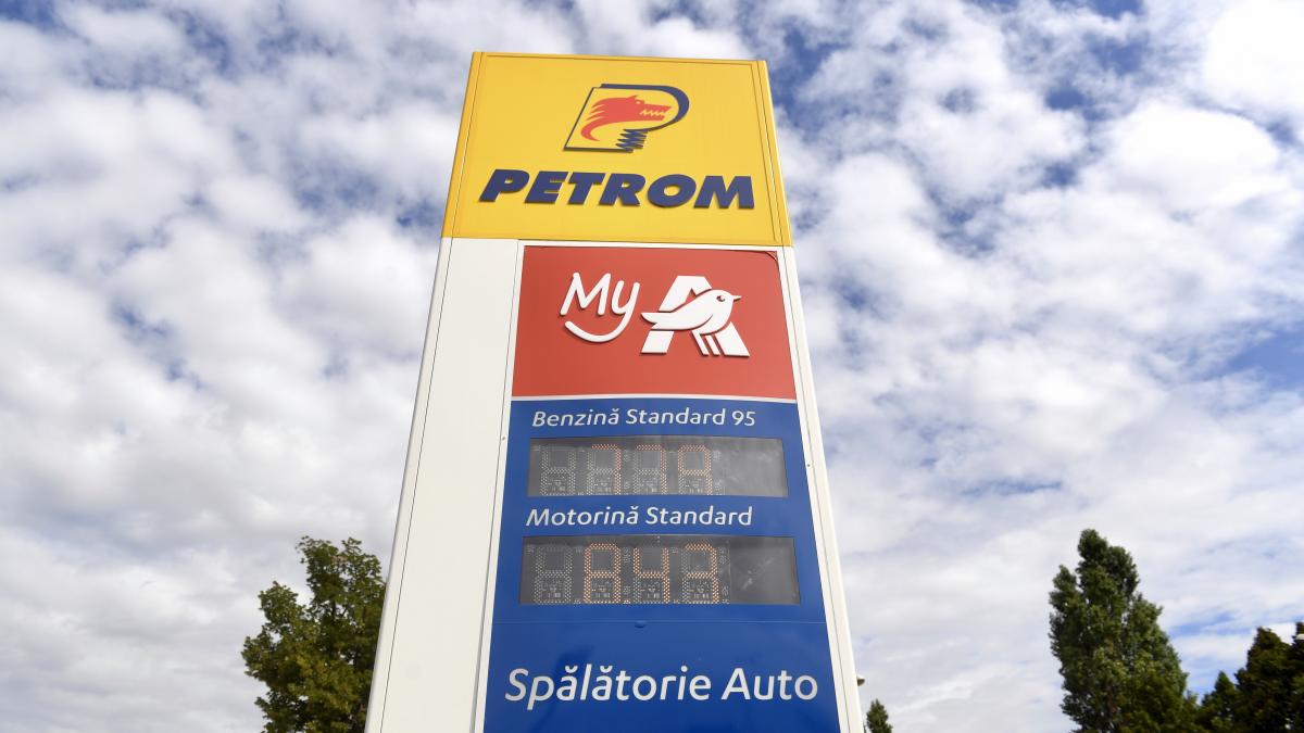 acciza la motorina scade cu 03 lei litru guvernul propune o contributie de solidaritate intre 15 si