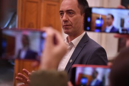 lider udmr se poate si fara bolojan o coalitie nu depinde de o singura persoana dar nu ar fi ideal sa
