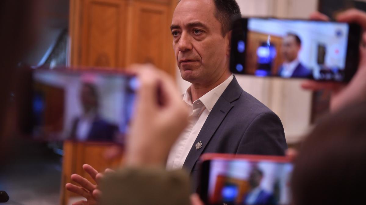 lider udmr se poate si fara bolojan o coalitie nu depinde de o singura persoana dar nu ar fi ideal sa