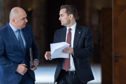 surse interzicerea cumulrii pensiei cu salariul in sectorul public proiectul va fi discutat in sedina de guvern sindicatele