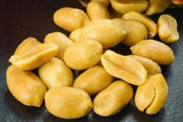 Alune cu aflatoxine retrase din mai multe supermarketuri Iata cum arata pachetul de arahide si lista
