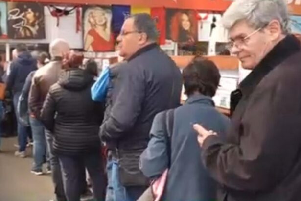 Cat de mult cost micii de 1 mai 2026 in Piata Obor din Bucuresti Fara vreme pentru gratar in aer liber