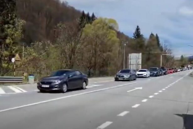 Circulatie ingreunata pe DN 1 intre Brasov si Bucuresti Bucurestenii revin din minivacanta