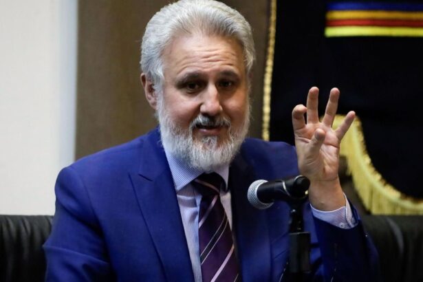 Consilierul prezidential Marius Lazurca sustine ca Romania si Europa nu mai au o importanta strategica esentiala