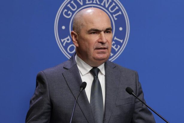 Ilie Bolojan acuza Hidroelectrica ca isi bate joc de banii publici Daca s ar fi instalat baterii de