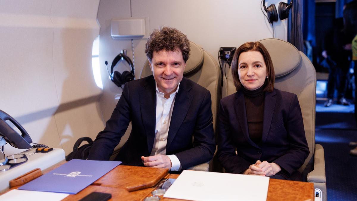 Nicuor Dan i Maia Sandu au plecat impreuna spre Armenia unde vor participa la summit ul