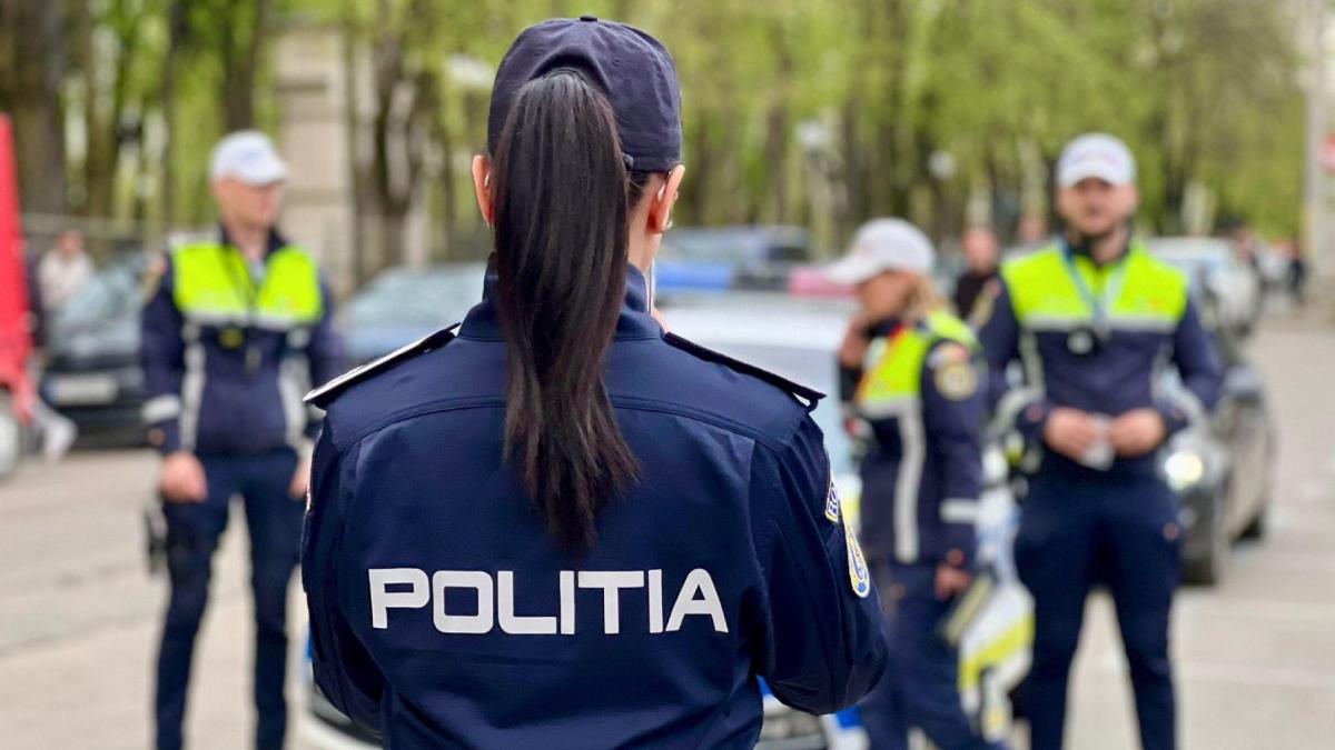 Politistii au ridicat 510 permise de conducere si 445 de taloane in doar 24 de ore Operatiunea