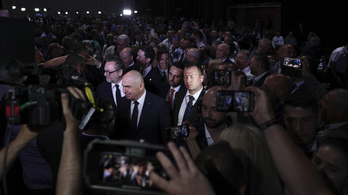 Conflictul intern din PNL persista Liberalii din aripa Vestea cer anularea hotararilor adoptate in Congres