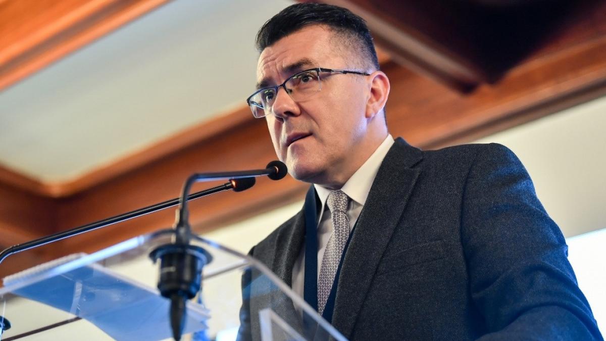 Dan Dungaciu dupa demisia Silviei Uscov din AUR Ce ar urma daca fiecare lider de echipa ar