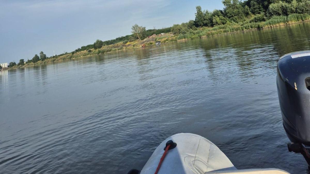 Pompierii cauta o persoana posibil inecata in apropierea barajului Vistea Alte doua persoane au fost